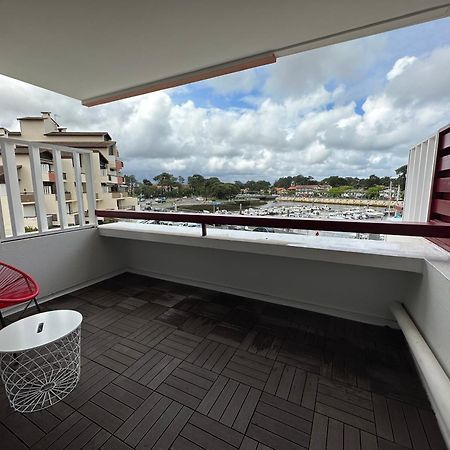 Le Bonamour Sur Le Port De Capbreton Buitenkant foto